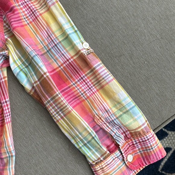 Cute light button down shirt - Picture 5 of 5